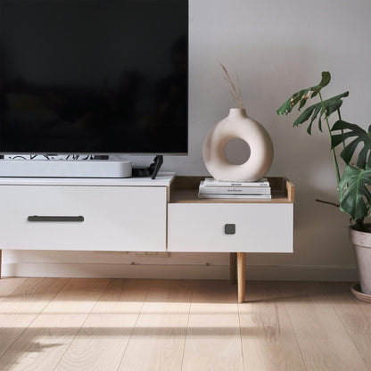 Modern Curved Edge Flat Bar Pull HESTIA HARDWARE