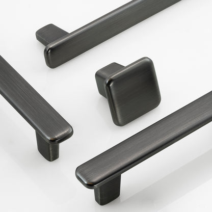 Modern Curved Edge Flat Bar Pull HESTIA HARDWARE