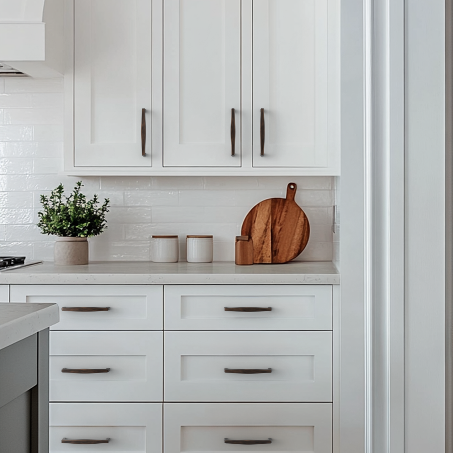 New Curved Modern Cabinet Bar Pulls Island Universe Hardware Inc.