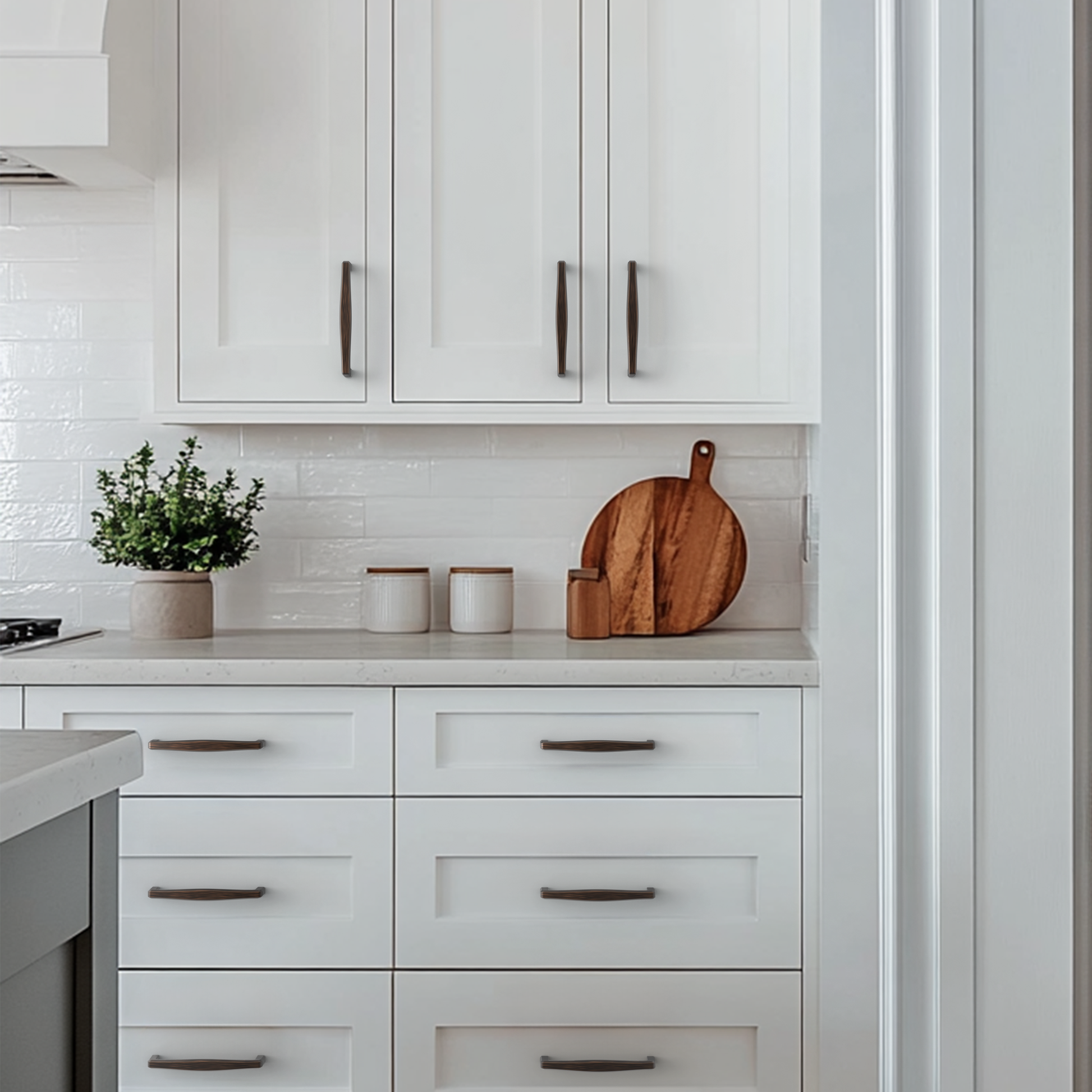 New Curved Modern Cabinet Bar Pulls Island Universe Hardware Inc.