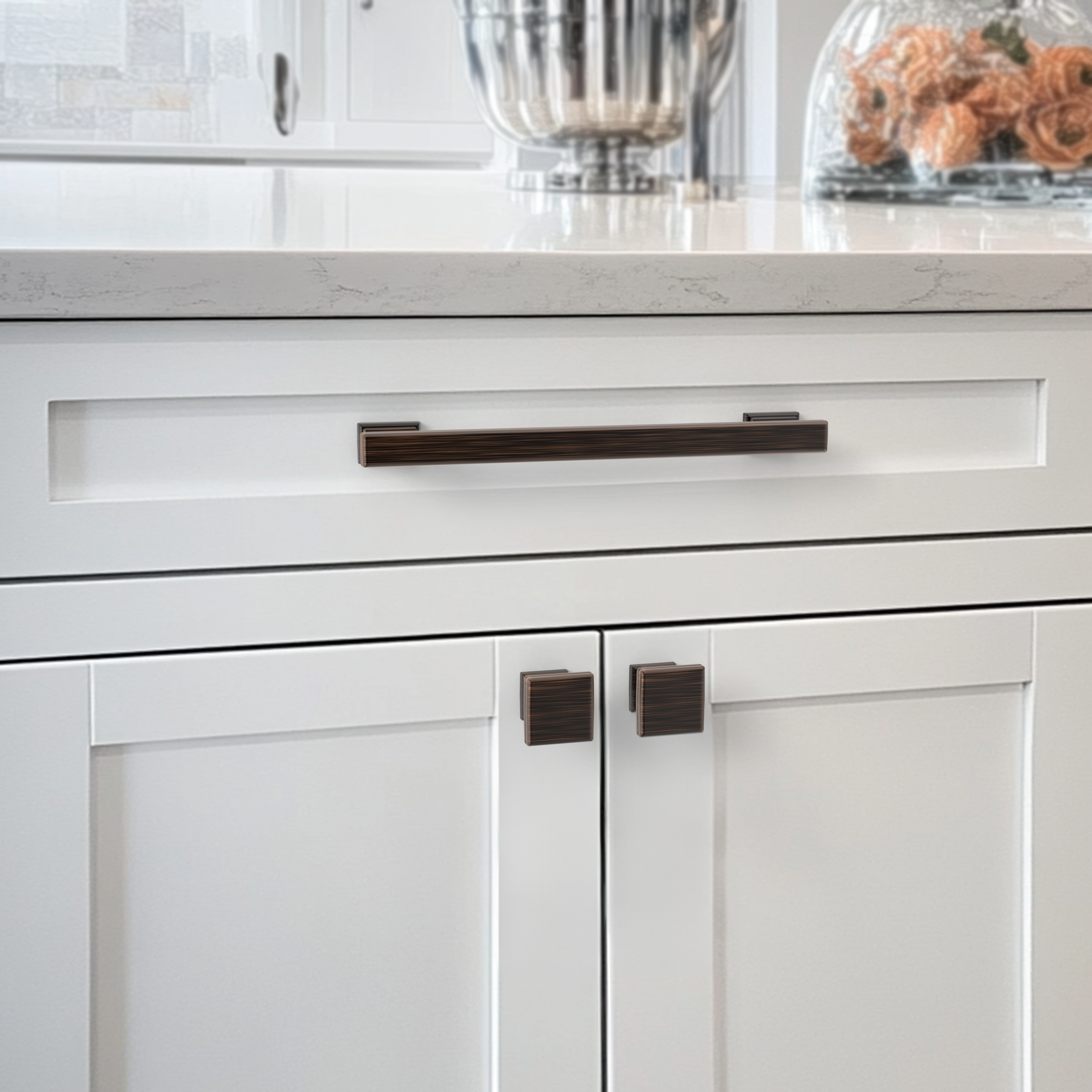 New Vintage Classic Square Base Bar Pulls